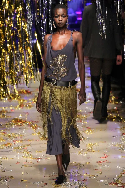 Look 38